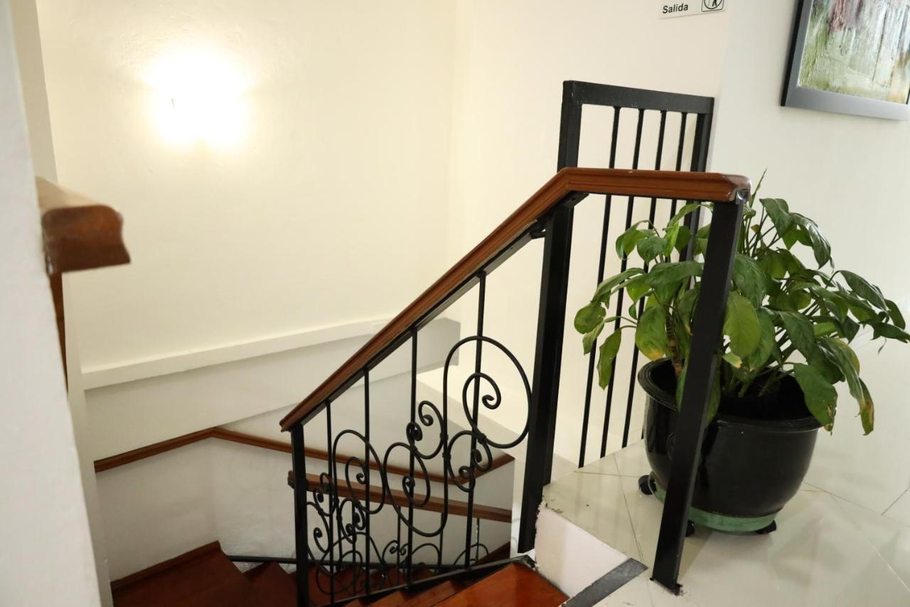 Cataleya Hotel サントドミンゴ エクステリア 写真